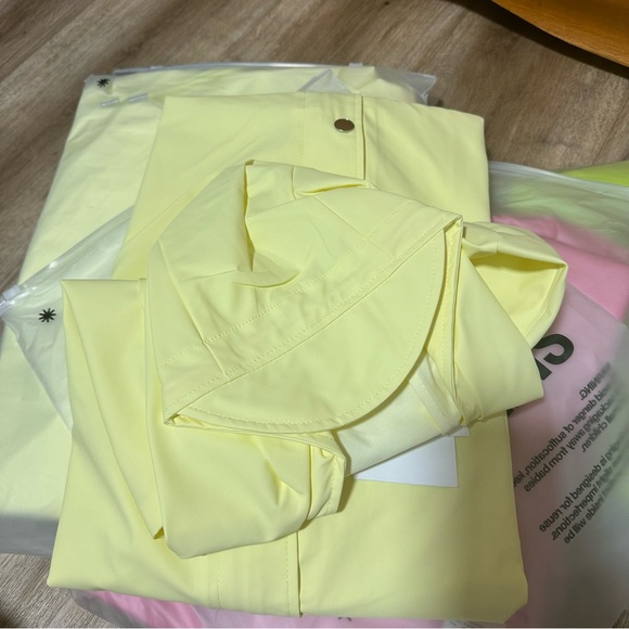 RAIN Curve W Jacket the women’s Trench coat style M - Picture 3 of 6